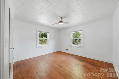 1822 Blowing Rock Boulevard Lenoir NC 28645