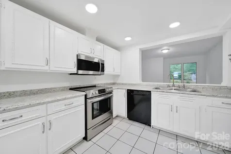 58 Ridgeport Road Clover SC 29710