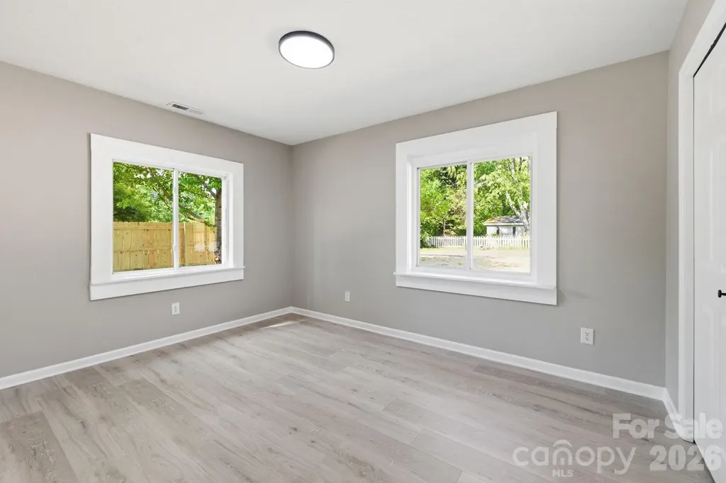 24 Sagefield Drive Candler NC 28715
