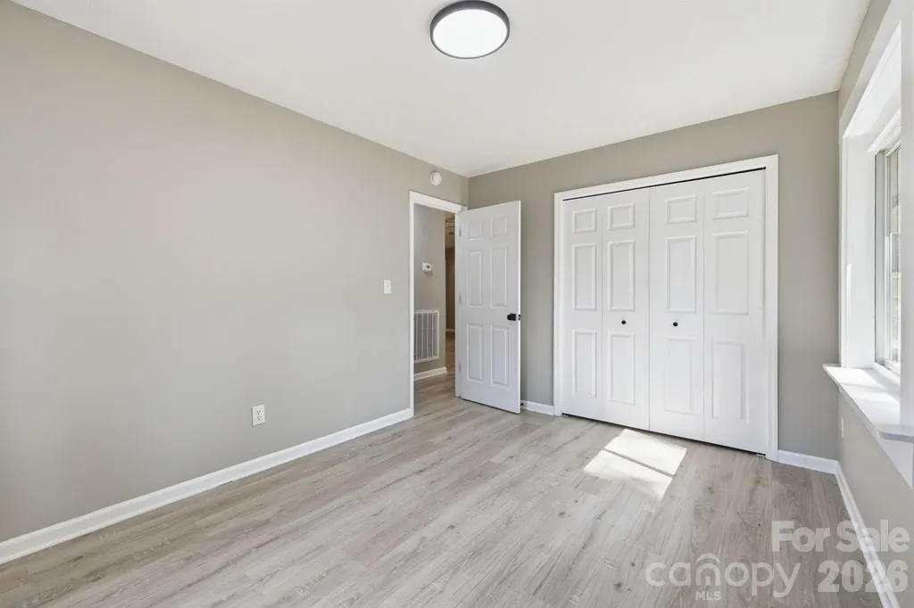 24 Sagefield Drive Candler NC 28715