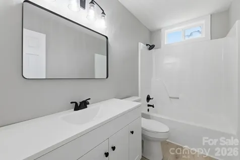 24 Sagefield Drive Candler NC 28715