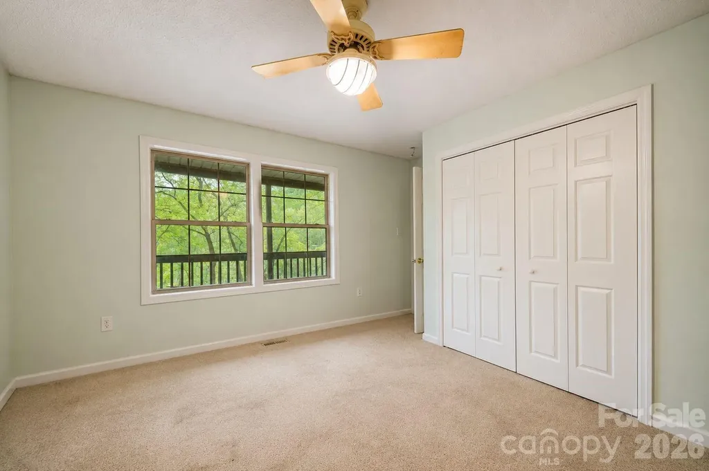 42 Greenview Drive Maggie Valley NC 28751