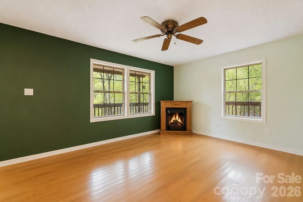 42 Greenview Drive Maggie Valley NC 28751