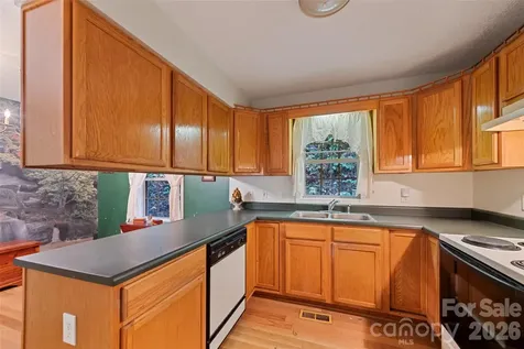 42 Greenview Drive Maggie Valley NC 28751