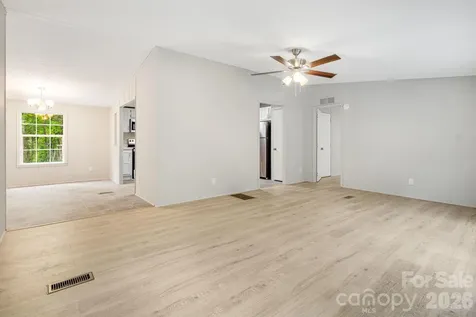 90 High Point Road Weaverville NC 28787