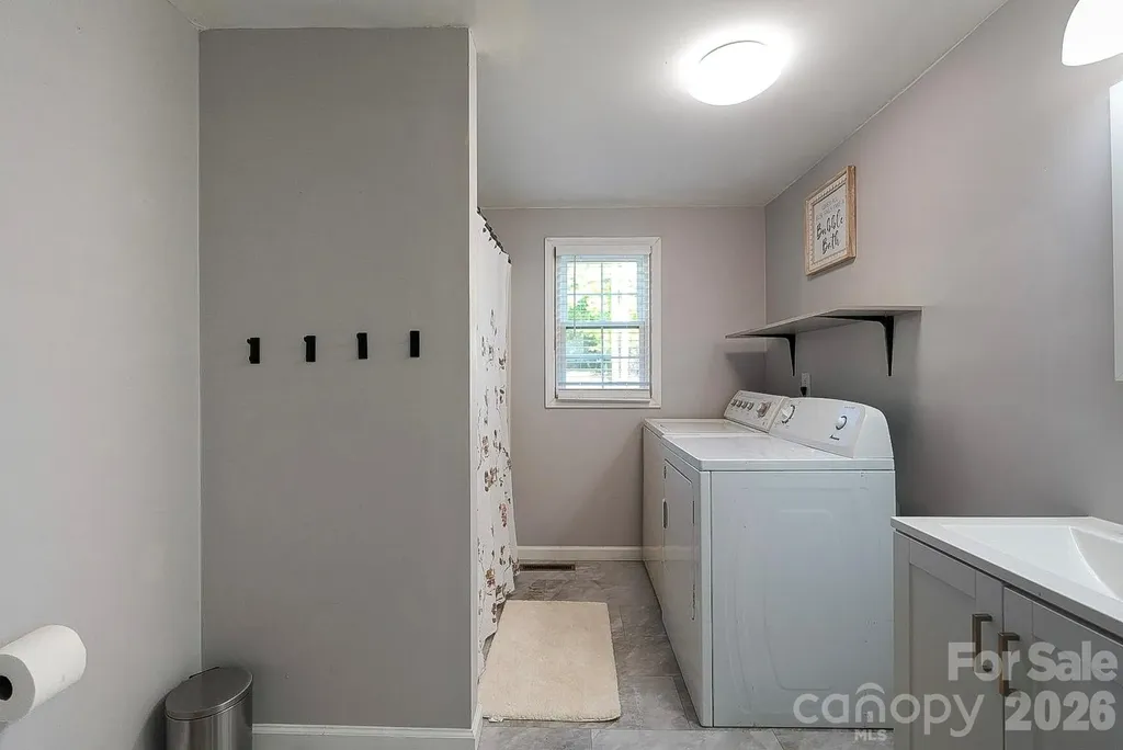 59 Park Circle Lexington NC 27295