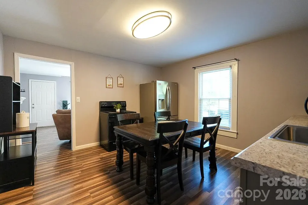 59 Park Circle Lexington NC 27295