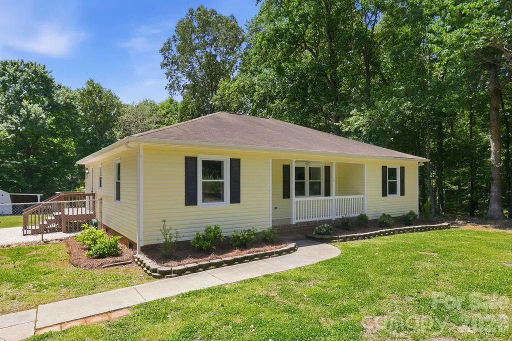 2313 Raccoon Run Monroe NC 28110
