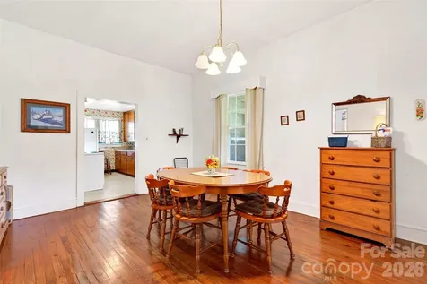 35 Second Street Marion NC 28752