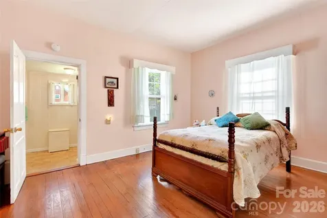 35 Second Street Marion NC 28752