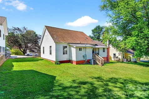 35 Second Street Marion NC 28752