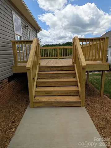 4184 Saltwood Drive Hickory NC 28602