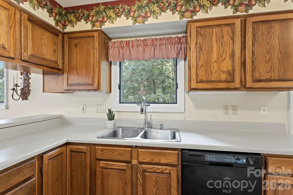 320 Dawnbrook Drive Flat Rock NC 28731