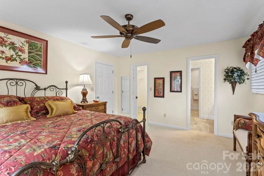 320 Dawnbrook Drive Flat Rock NC 28731