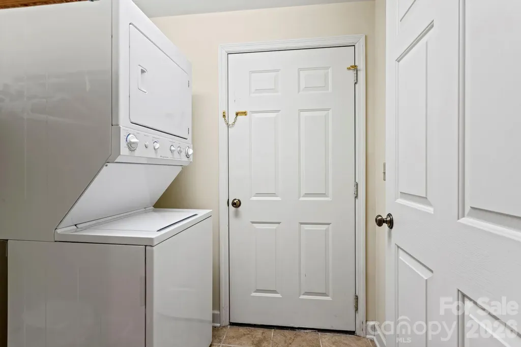 320 Dawnbrook Drive Flat Rock NC 28731