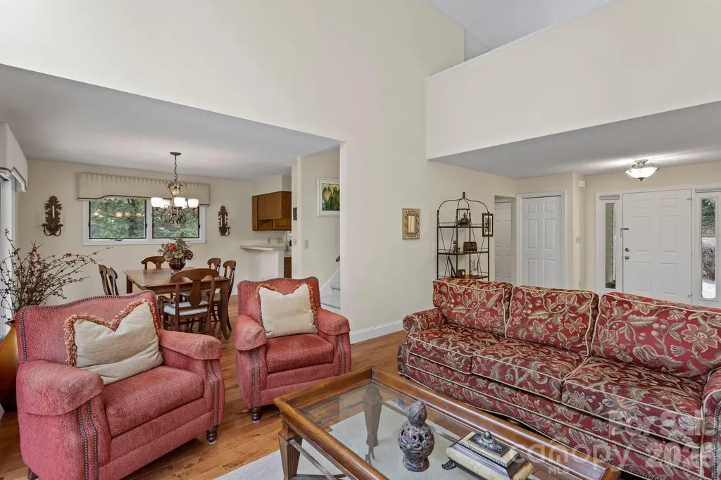 320 Dawnbrook Drive Flat Rock NC 28731
