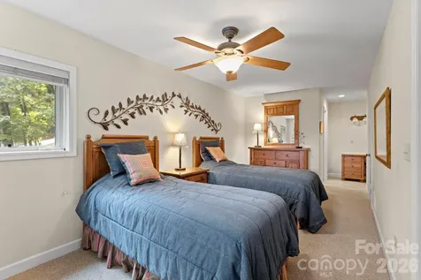 320 Dawnbrook Drive Flat Rock NC 28731