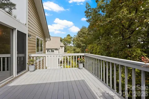 320 Dawnbrook Drive Flat Rock NC 28731
