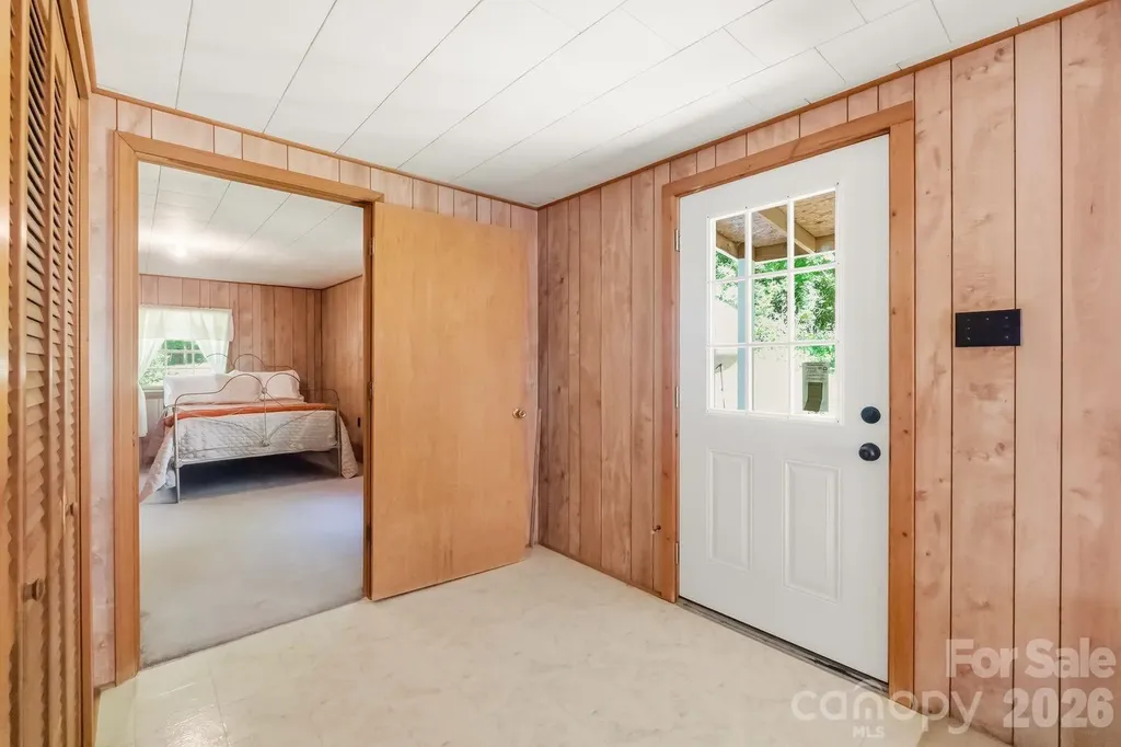 3823 Hickory Highway Statesville NC 28677