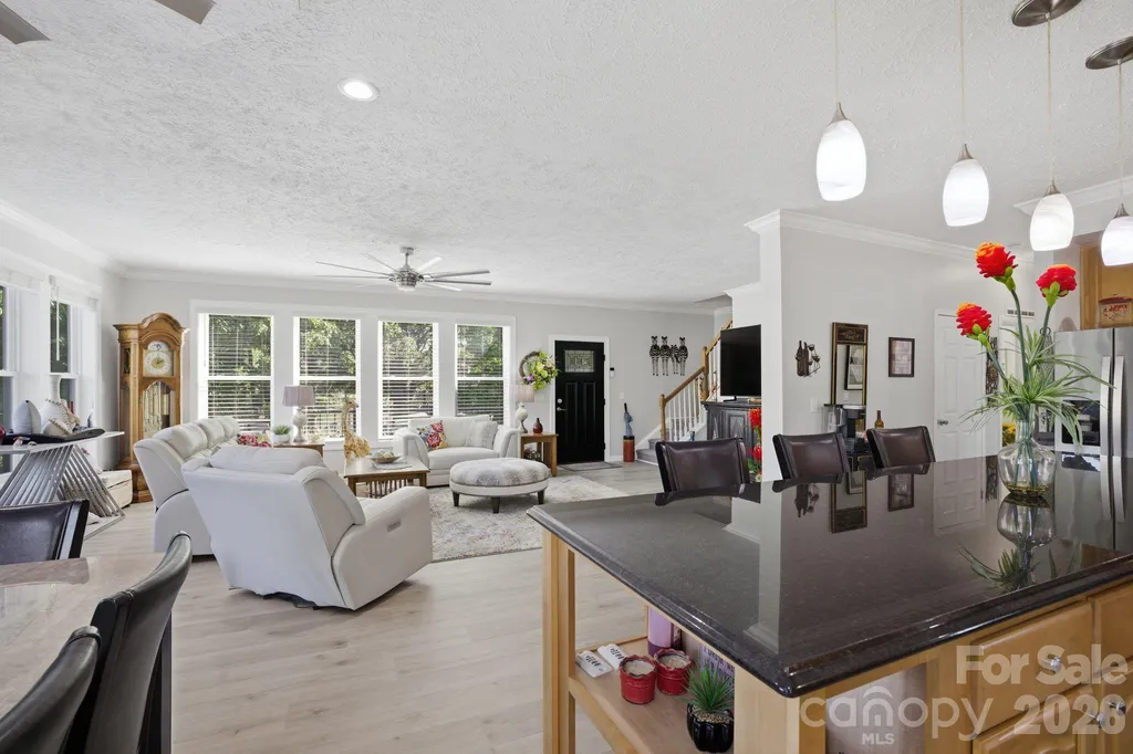 819 Hickory Point Drive Lexington NC 27292