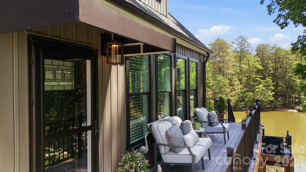 819 Hickory Point Drive Lexington NC 27292