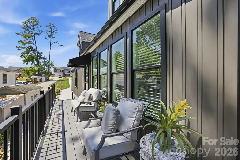 819 Hickory Point Drive Lexington NC 27292