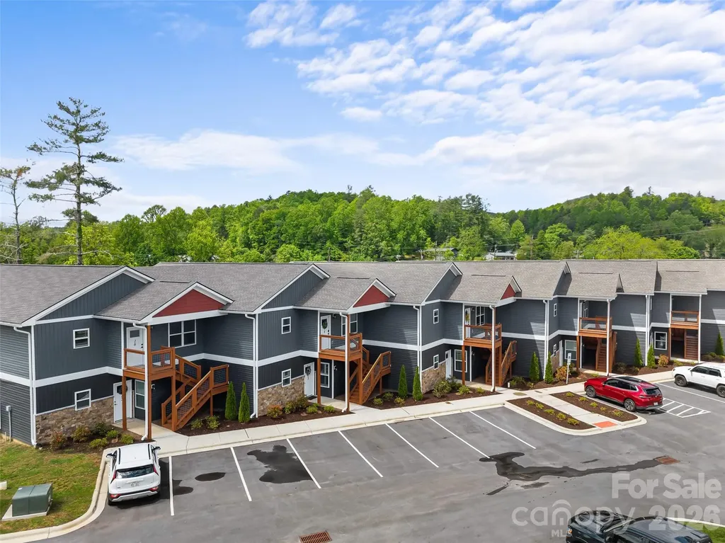143 Carver Street Brevard NC 28712