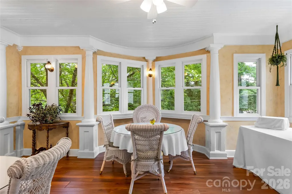 86 Edgemont Road Asheville NC 28801