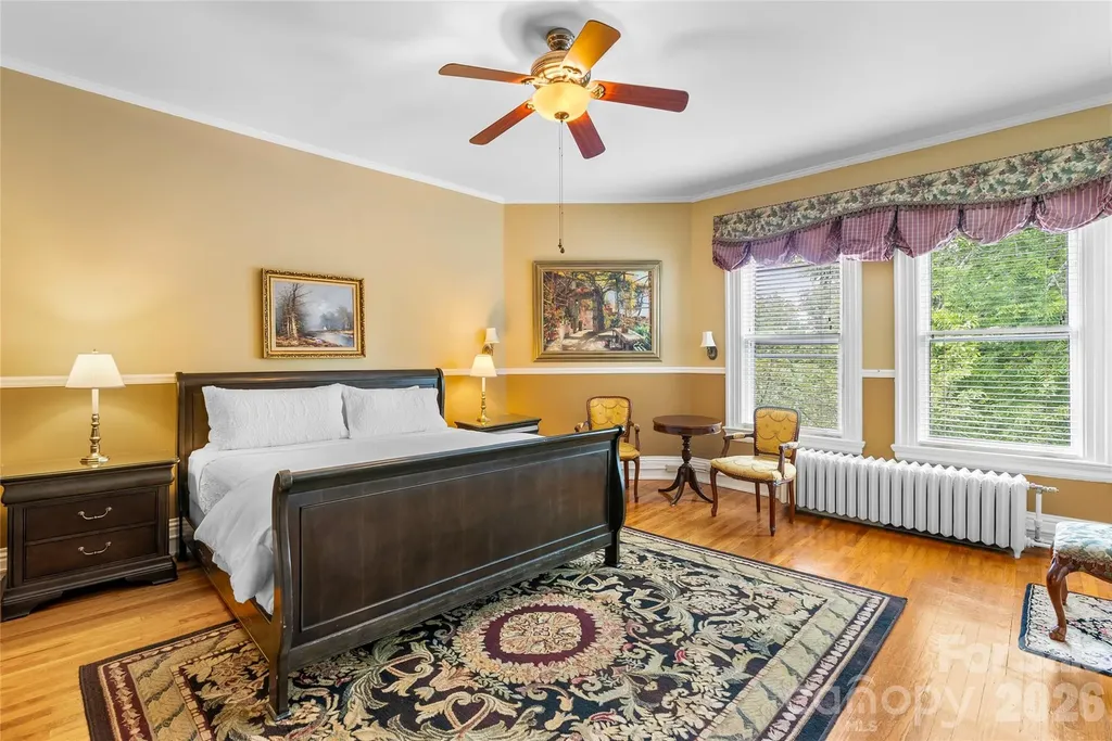 86 Edgemont Road Asheville NC 28801