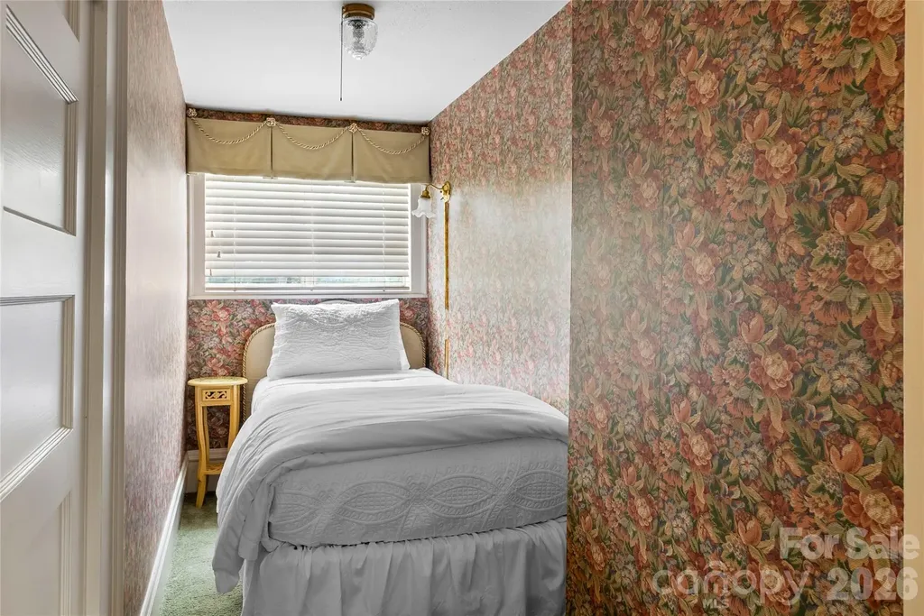 86 Edgemont Road Asheville NC 28801