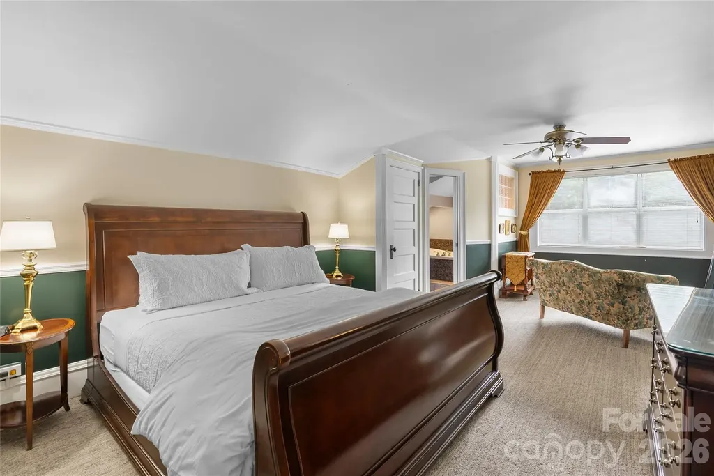 86 Edgemont Road Asheville NC 28801