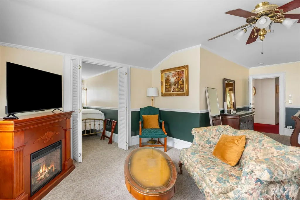 86 Edgemont Road Asheville NC 28801