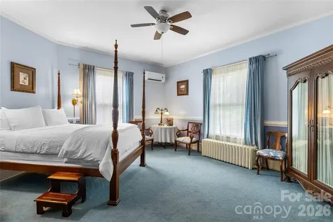 86 Edgemont Road Asheville NC 28801