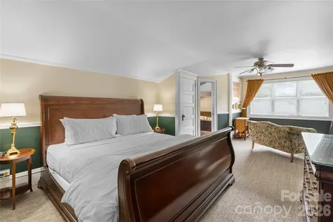 86 Edgemont Road Asheville NC 28801