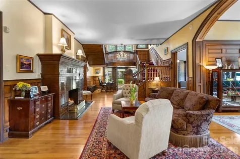 86 Edgemont Road Asheville NC 28801