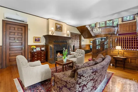 86 Edgemont Road Asheville NC 28801