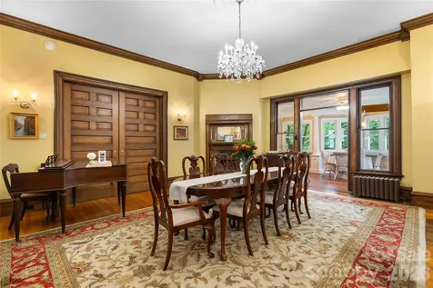 86 Edgemont Road Asheville NC 28801