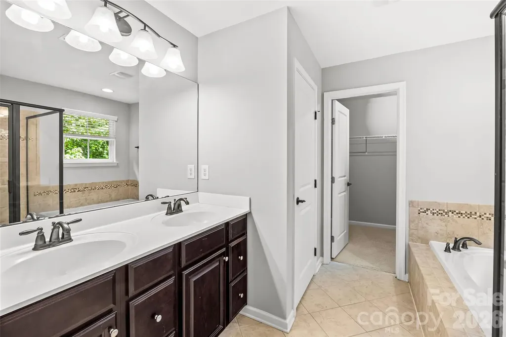4008 Pinebrook Lane Waxhaw NC 28173