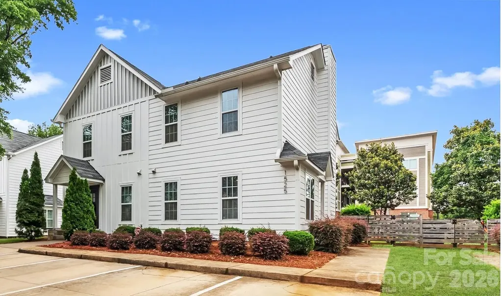 1525 Briar Creek Road Charlotte NC 28205