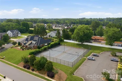 117 Canada Drive Statesville NC 28677