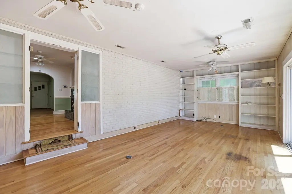 200 Altondale Avenue Charlotte NC 28207