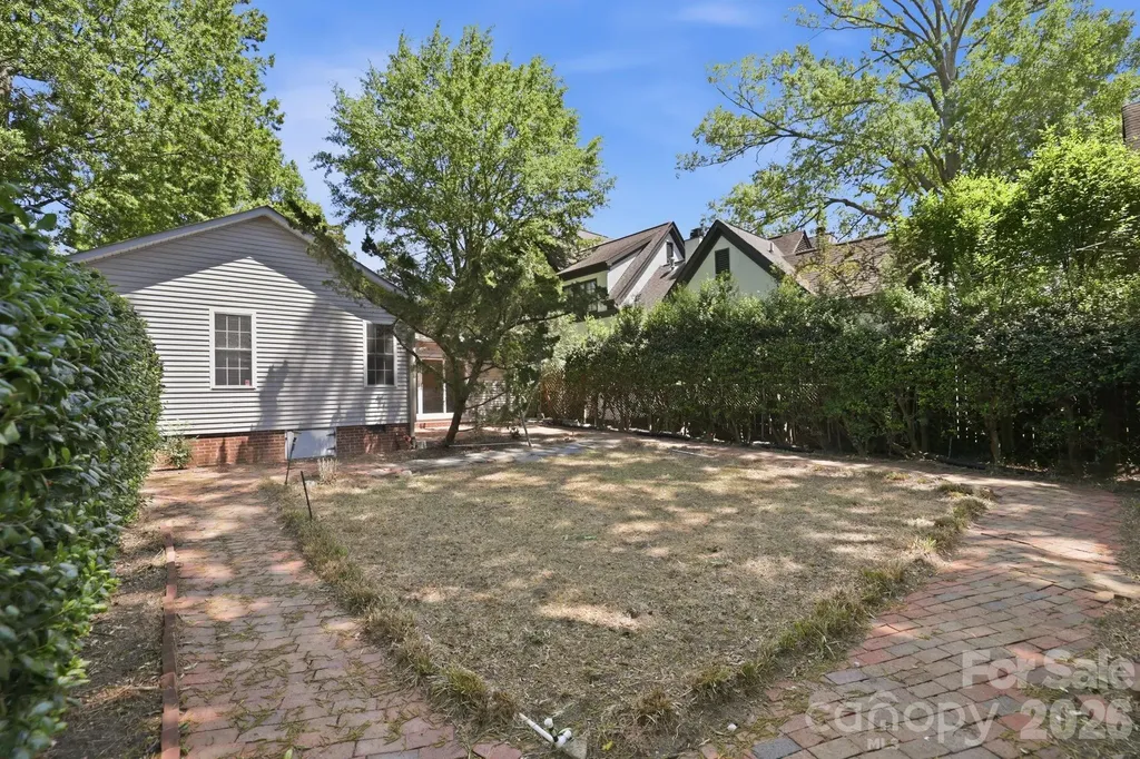 200 Altondale Avenue Charlotte NC 28207