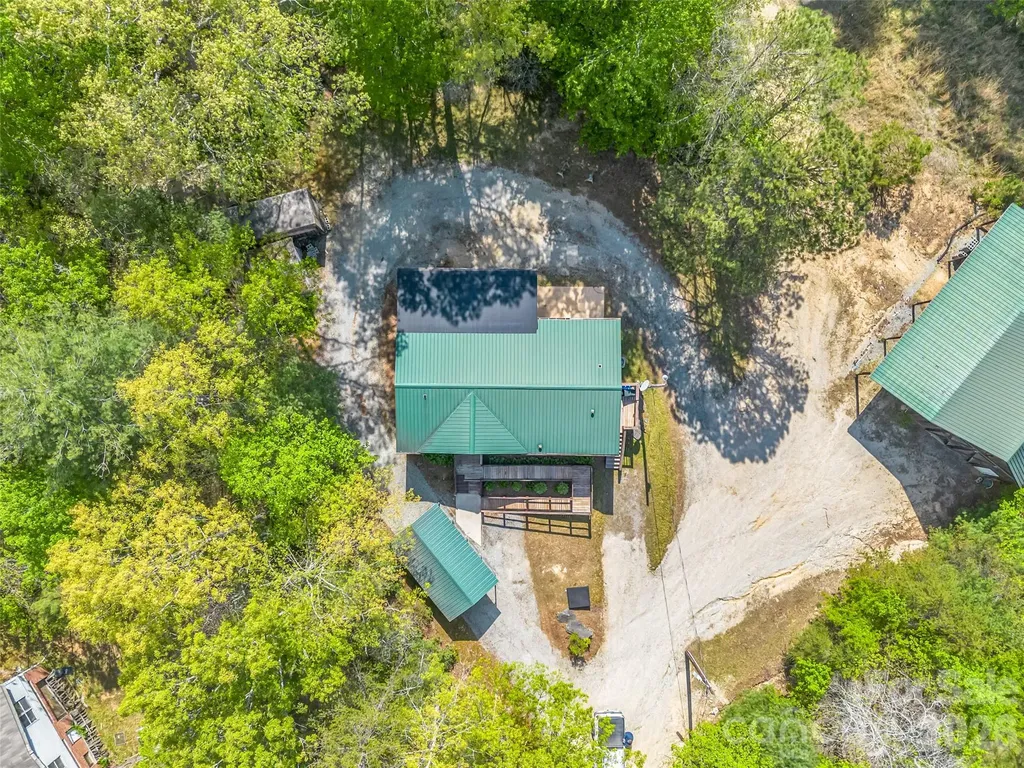 203 Rogat Road Hendersonville NC 28792