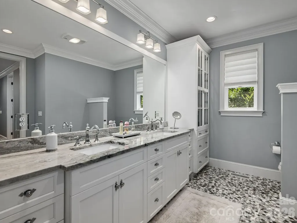 28 Falling Star Court Fletcher NC 28732