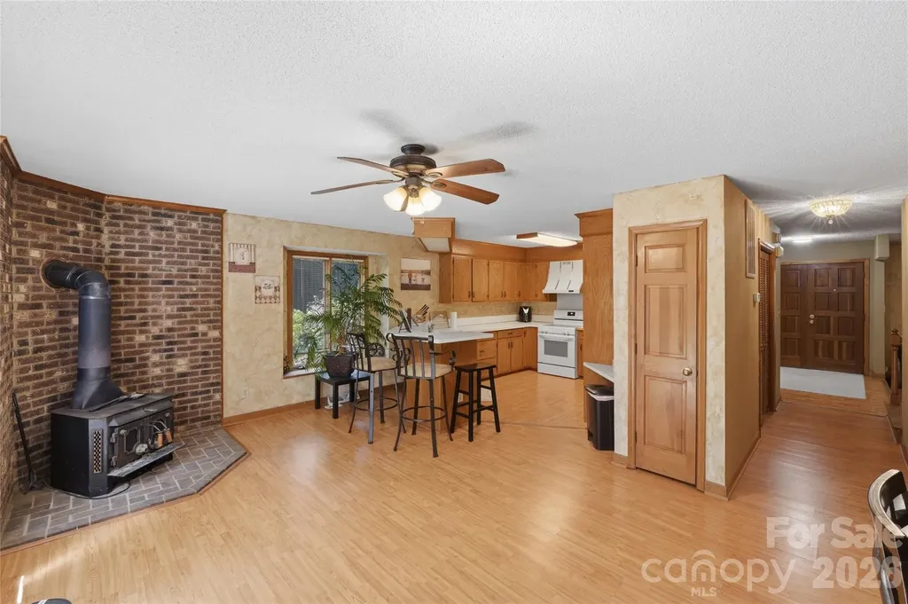 7040 Summer Place Charlotte NC 28213