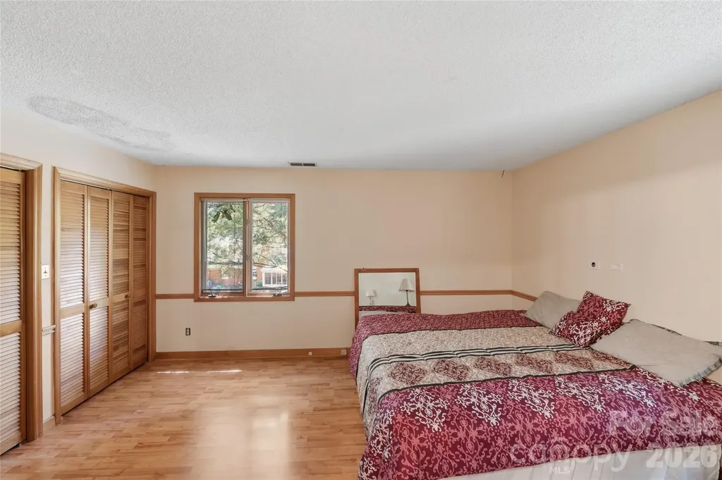 7040 Summer Place Charlotte NC 28213