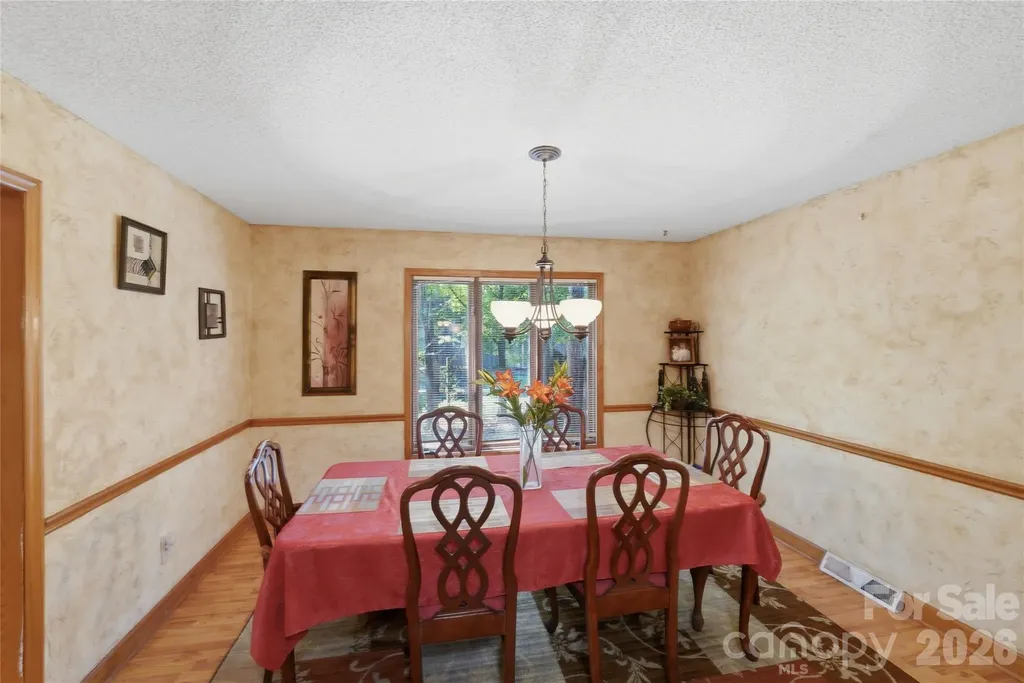 7040 Summer Place Charlotte NC 28213