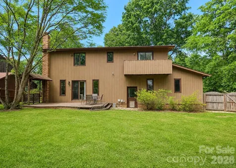 7040 Summer Place Charlotte NC 28213