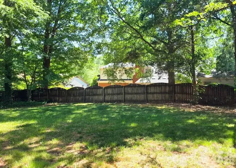 7040 Summer Place Charlotte NC 28213