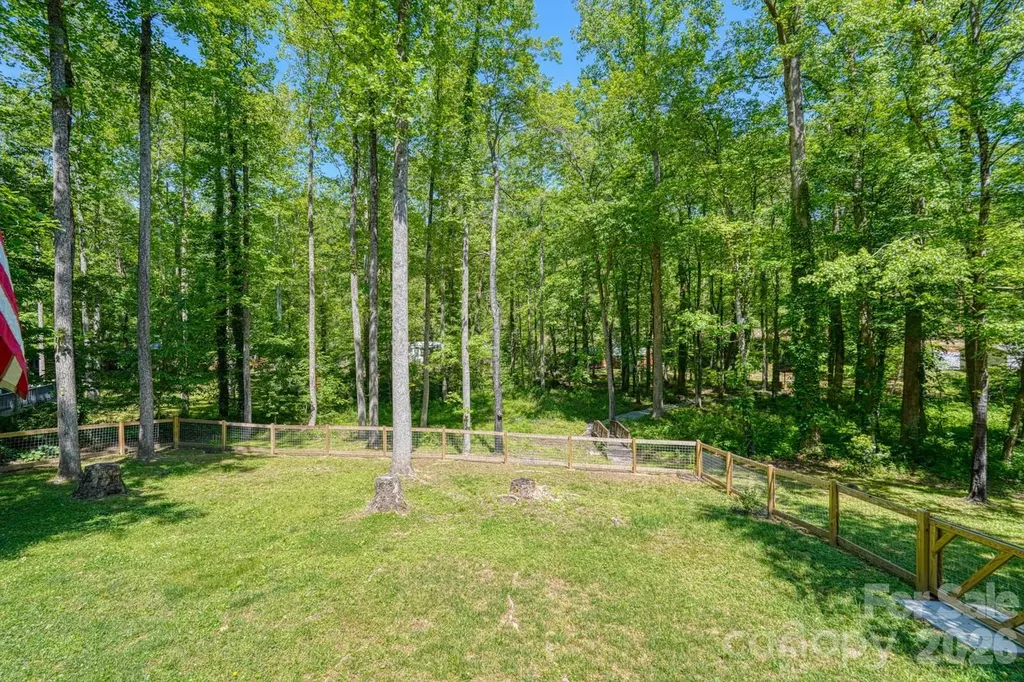 123 Little Rock Way Mill Spring NC 28756